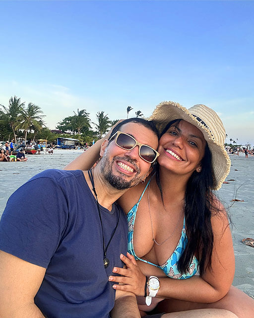 Fábio e Juliana na Praia da Vila de Jericoacoara Fábio e Juliana na Praia da Vila de Jericoacoara